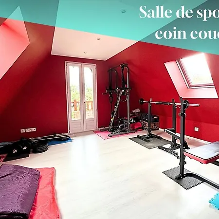 Ensemble De 2 Logements, 2 Cuisines, 4 Chambres, 2 Salles De Bain * Ogeu-les-Bains
