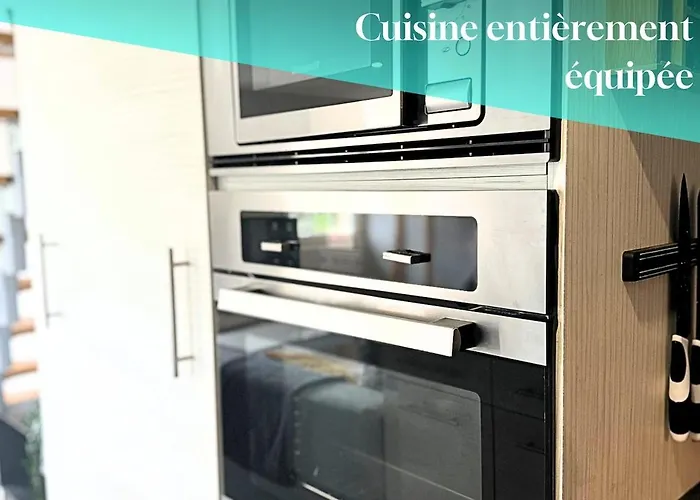 Ensemble De 2 Logements, 2 Cuisines, 4 Chambres, 2 Salles De Bain *