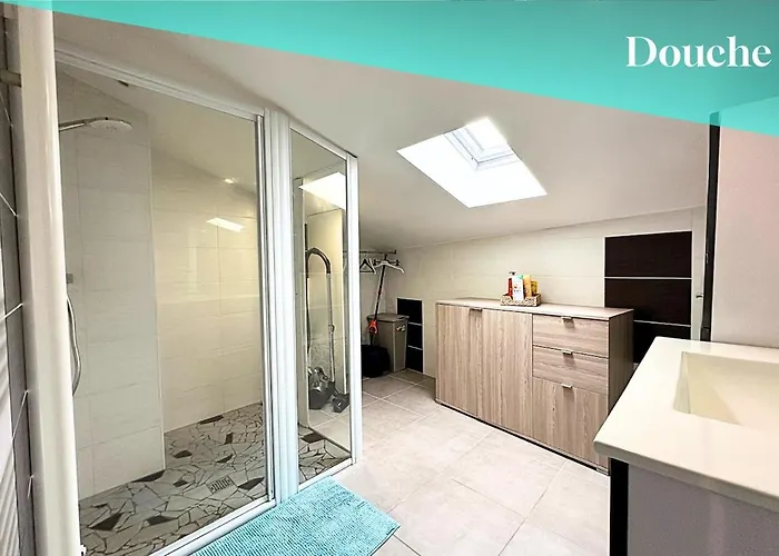 Ensemble De 2 Logements, 2 Cuisines, 4 Chambres, 2 Salles De Bain 度假居 *